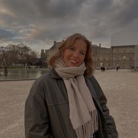 Joana Maria de Morais Sarmento Neto Fernandes 